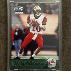 Tom Brady 2000 Pacific Paramount Rookie Card Ungraded 