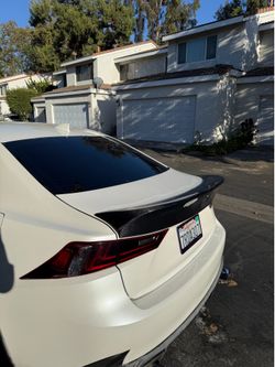 14-19 Lexus is carbon fiber spoiler