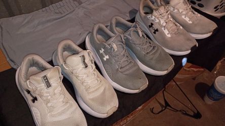 Under Armor Running Shoes Sz. 10's