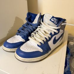 Jordan 1 Mid, Boys Size 6.5. 