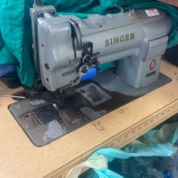 3X Singer 212 G140 Double Needle Sewing Machine