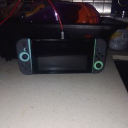 Nintendo Switch W/Components And Games 