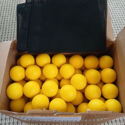 PullCrease Foam Golf Practice Balls (200-Piece Set with Mesh Carry Bag) – Brand New