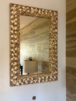 Seashell mirror