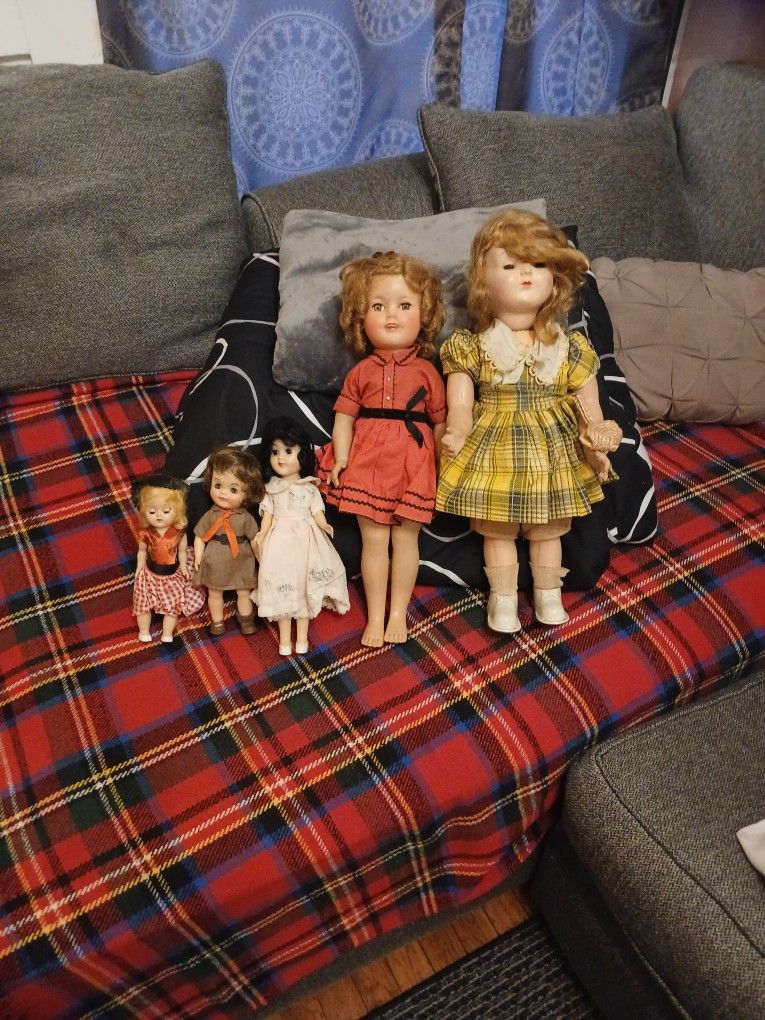 Beautiful Antique Dolls.