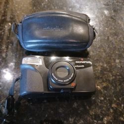 Olympus Infinity Zoom 211 - 38-70mm Zoom - 35mm Point and Shoot Film Camera Tested With Battery