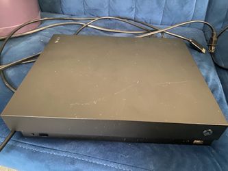 Xbox One Bundle – 2 Wireless Controllers – Cables Included