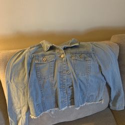 2 Small jean jacket women Make A Offer 
