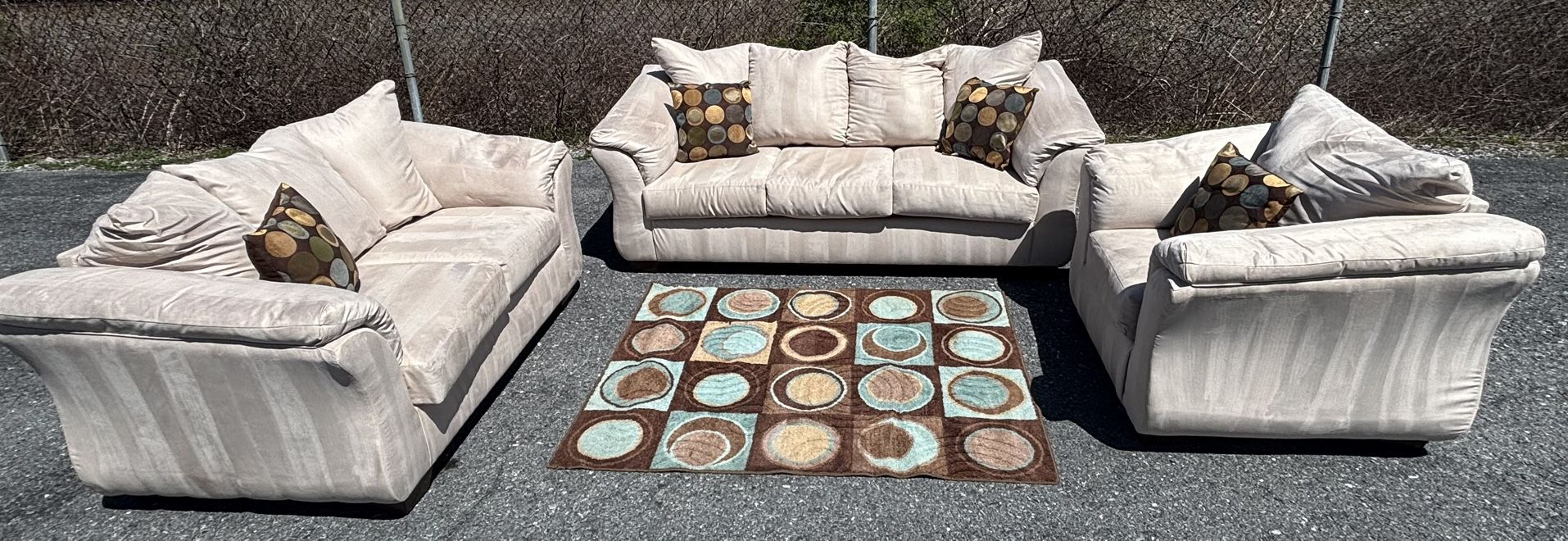 Signature Design by Ashley Furniture - Darcy 3pc  Living Room Set