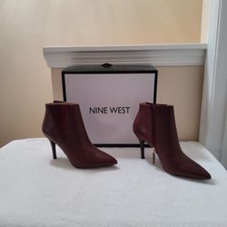 Nine West Boots Burgundy Size 8