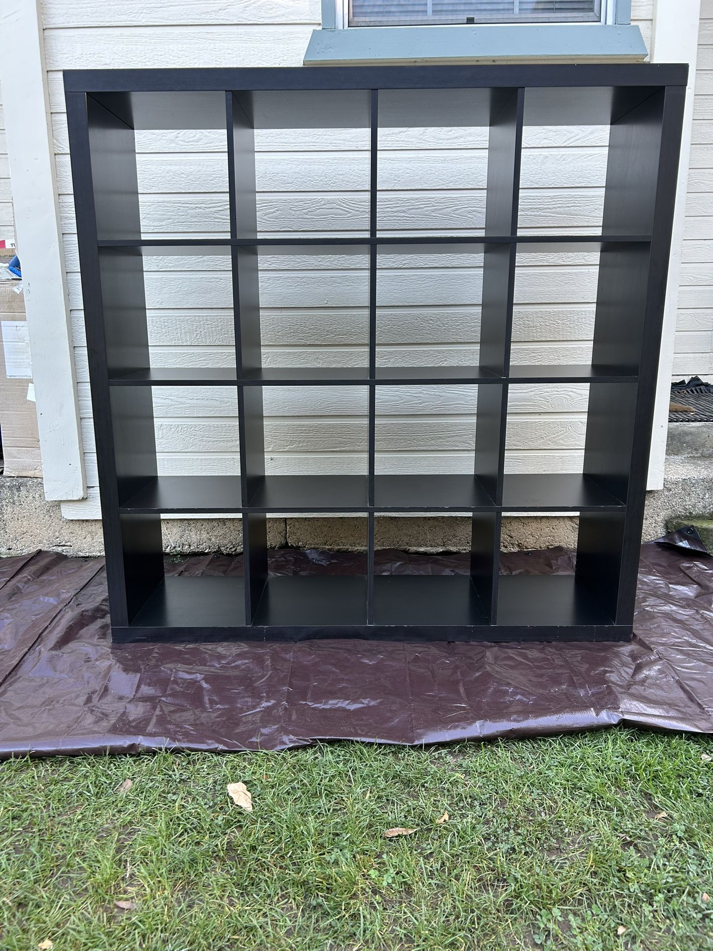 16 Cubby Shelving Unit