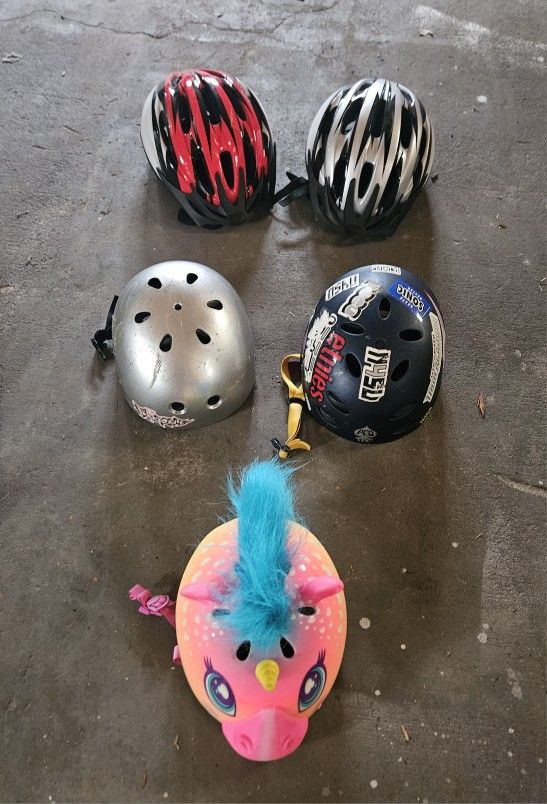 Bike Helmets & Safety Pads