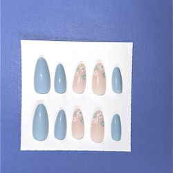 Blue And White Flower Press On Nails 