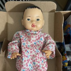 VTG. 1976 DOLL 