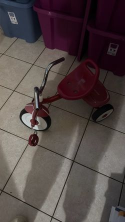 Radio Flyer Kids Tricycle