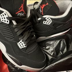 Bred 4s OG Size 11 (wore 1 Time)