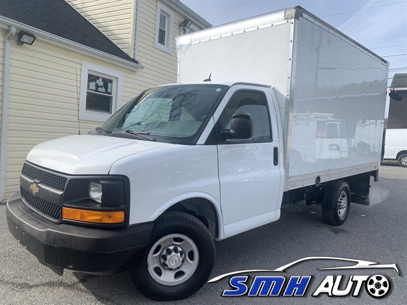 2015 Chevrolet Express 3500 Work Van Cutaway