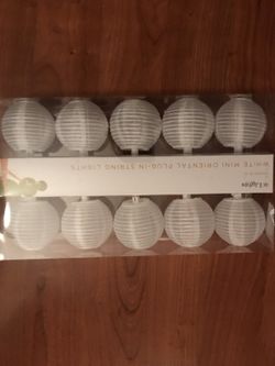 Plug in sting lights