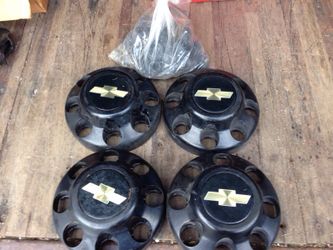 CHEVY TRUCK 8 LUG CENTER CAPS W/Bolts & caps