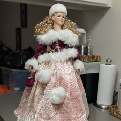 Victorian-style porcelain collectible Like Now 