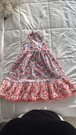 Girl dress size 4