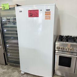 “Top Brand Refrigerators – Great Price!”
