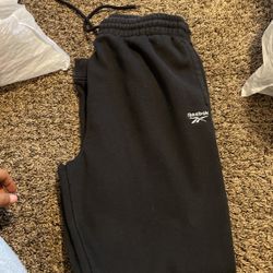 Men’s Reebok Sweats Size Medium