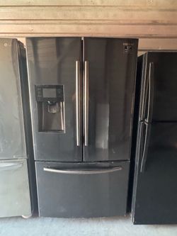 SAMSUNG REFRIGERATOR