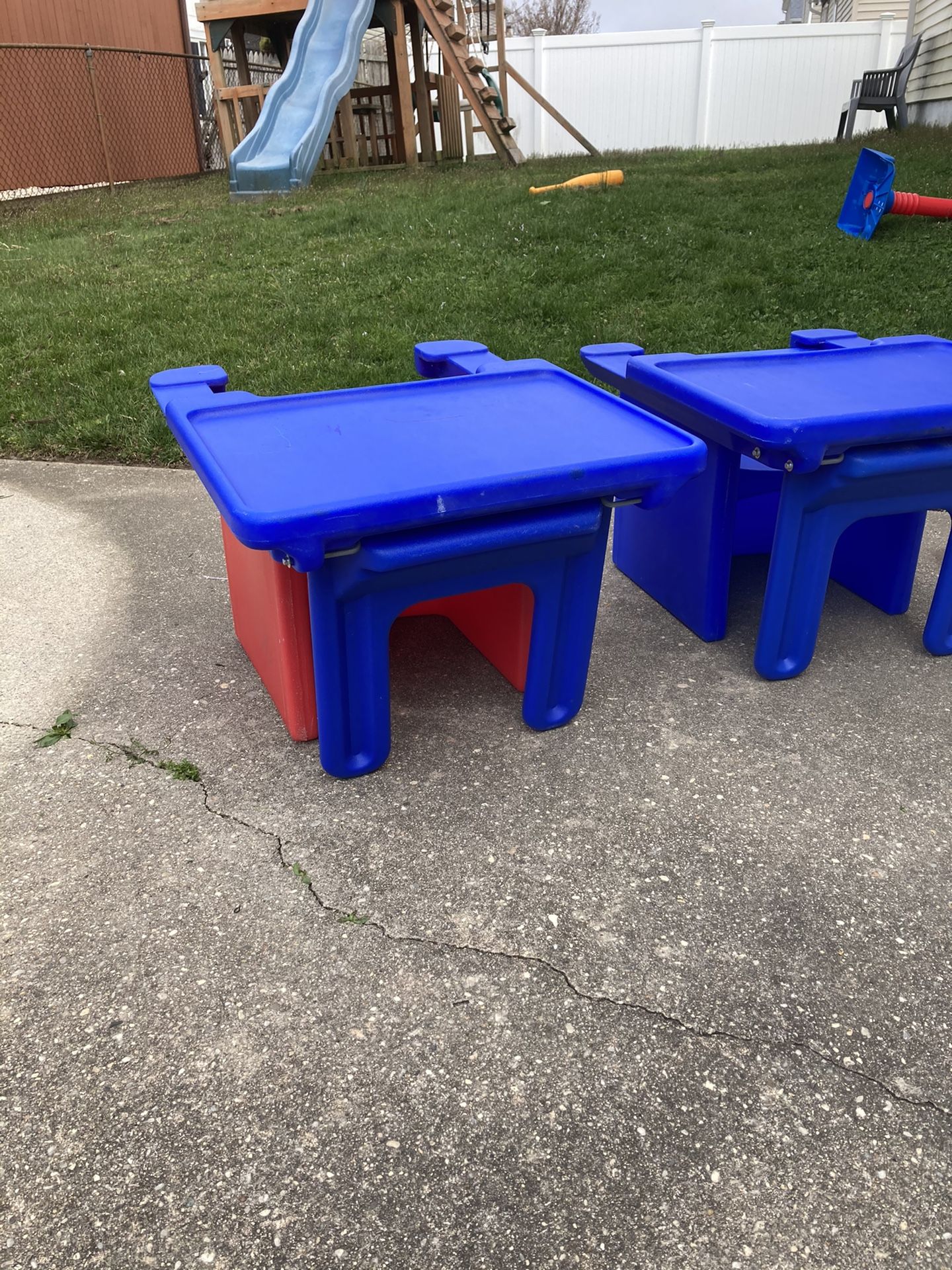 Children’s Chairs/Desks