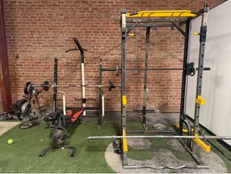 GYM EQUIPMENT SET