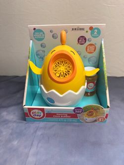 Play Day Dancing Chick Bubbler 360* rotating  Bubble Machine 2-piece Set