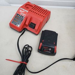 Milwaukee M12 M18 Dual  Battery Charger and Battery 
