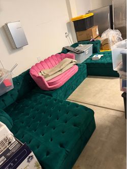 Emerald Green Velvet Sectional Couch – AS IS