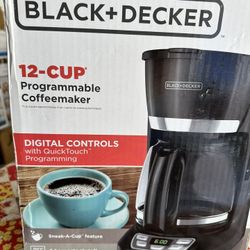 Black & Decker Programmable 12 Cup Coffee Pot