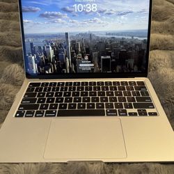 13-inch MacBook Air with M2 chip