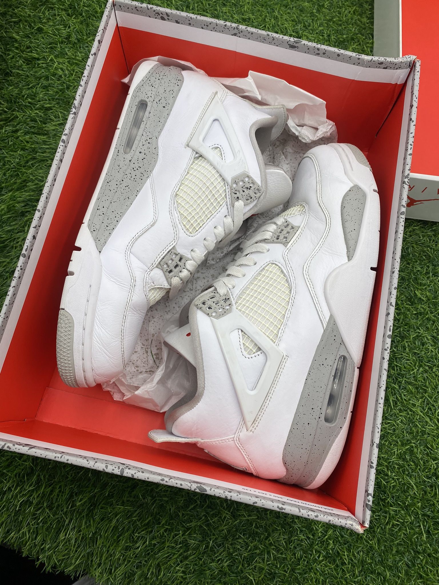 Jordan 4 “White Oreo” Size 12M