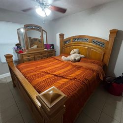 King Size Bedroom Set And 8 Chairs Dining Room Set 