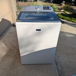 FREE --- Maytag 2022 Washing Machine