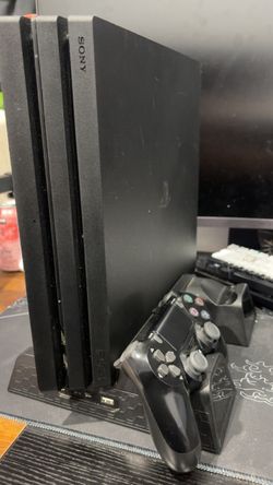 ps4 pro w/ VR