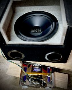 Polk Audio DXi Subwoofer in Ported Box with Amp