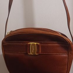 CABELA'S TOTE, RUGGED CAT BACKPACK TOOLS, SALVATORE~ d i o r