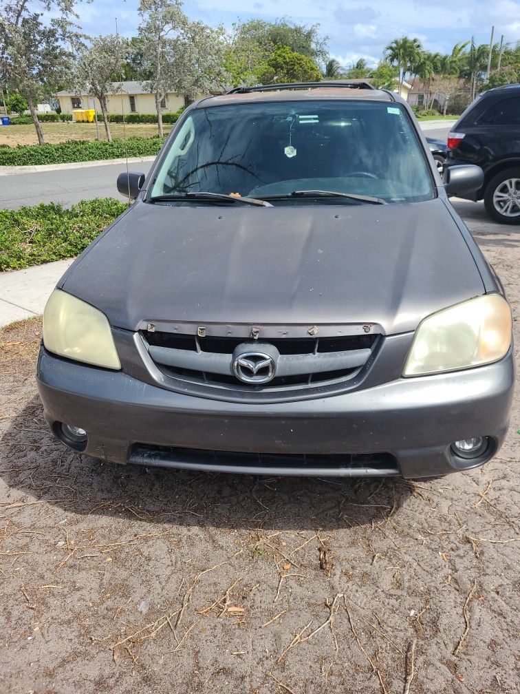2004 Mazda Tribute