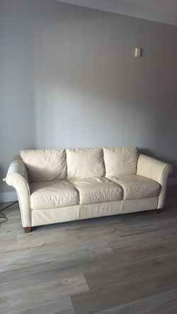 Cream Leather couch/sofa