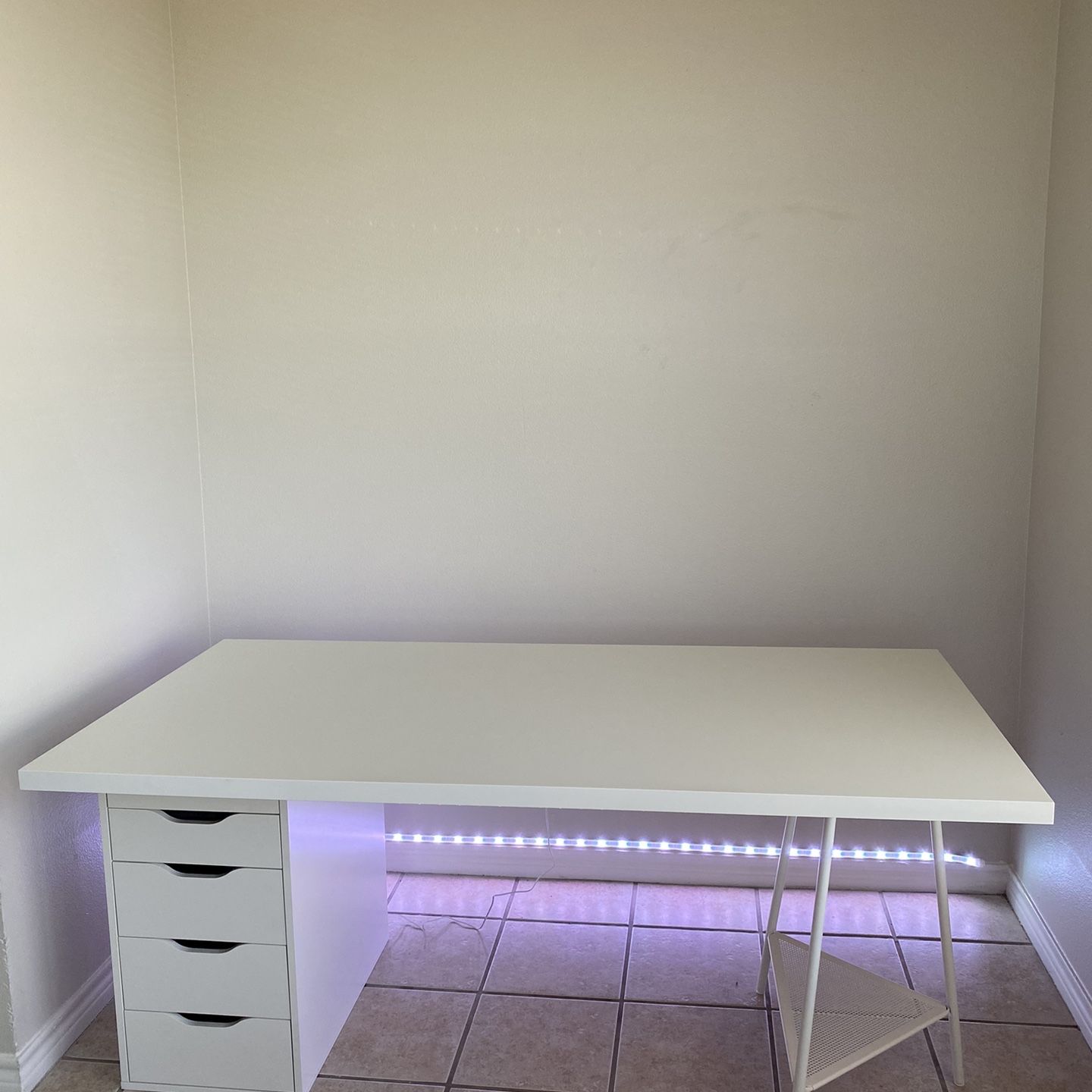 IKEA office desk for Sale in Austin, TX - OfferUp