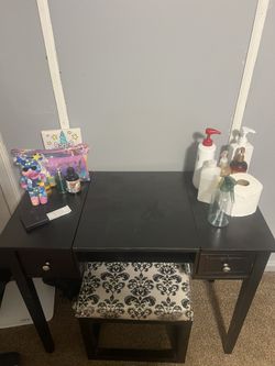 Small Vanity Desk