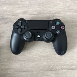 PS4 Controller