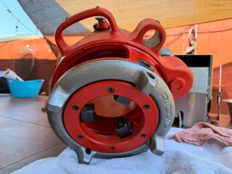 RIDGID Pipe Threading Machine