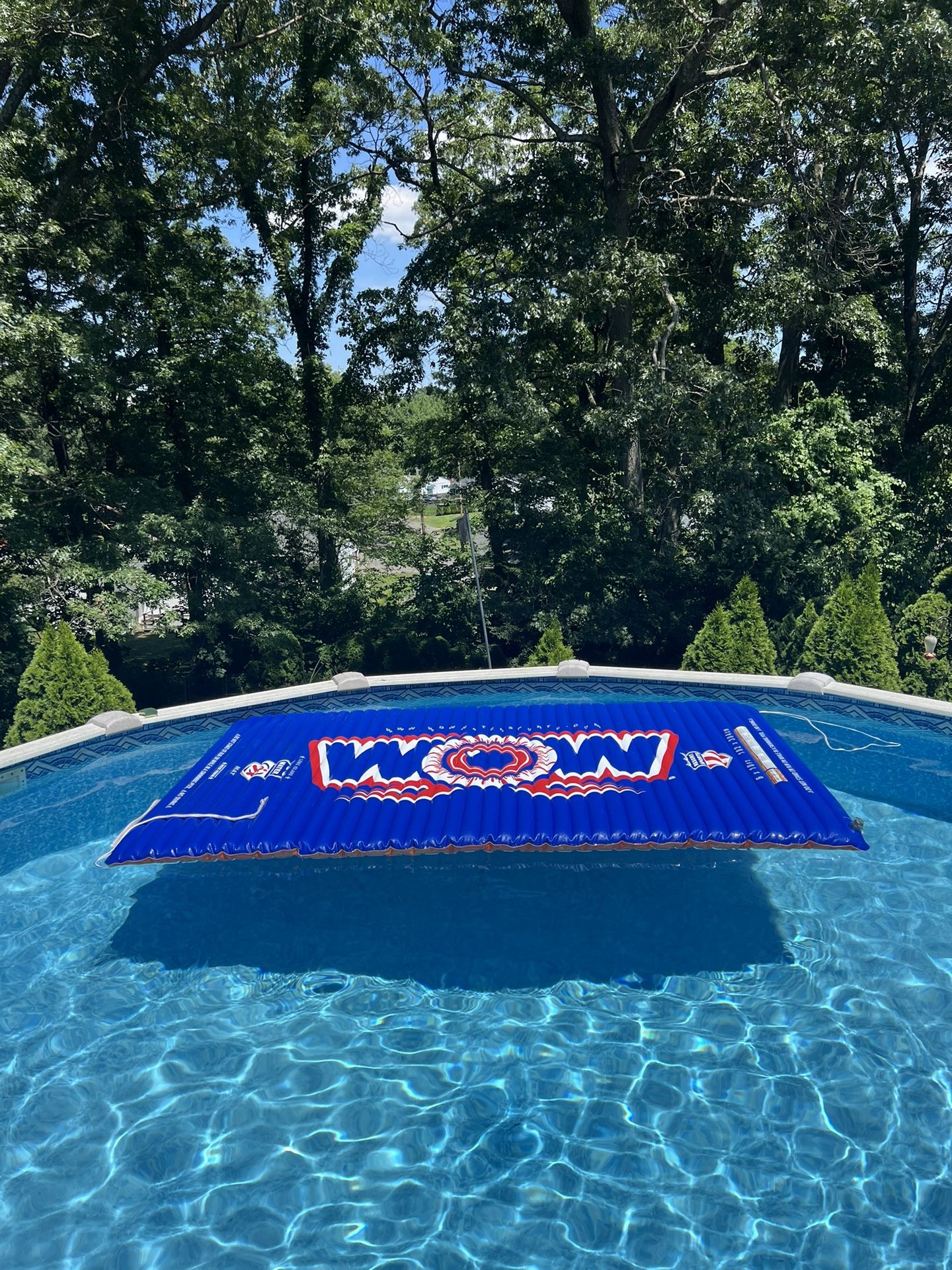 Inflatable mat, no holes no patches