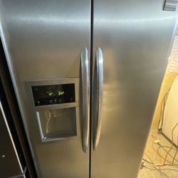 Frigidaire refrigerator