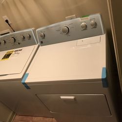 Kenmore Washer & Dryer Set
